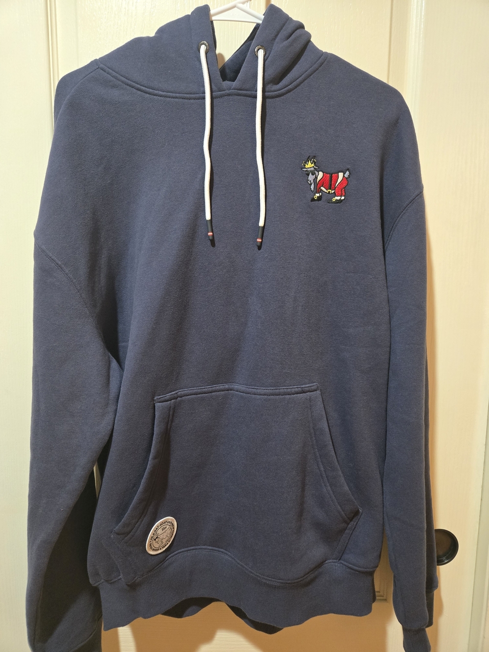 GOAT USA - Men's Nice Santa Hoodie - Size Small - BNWT